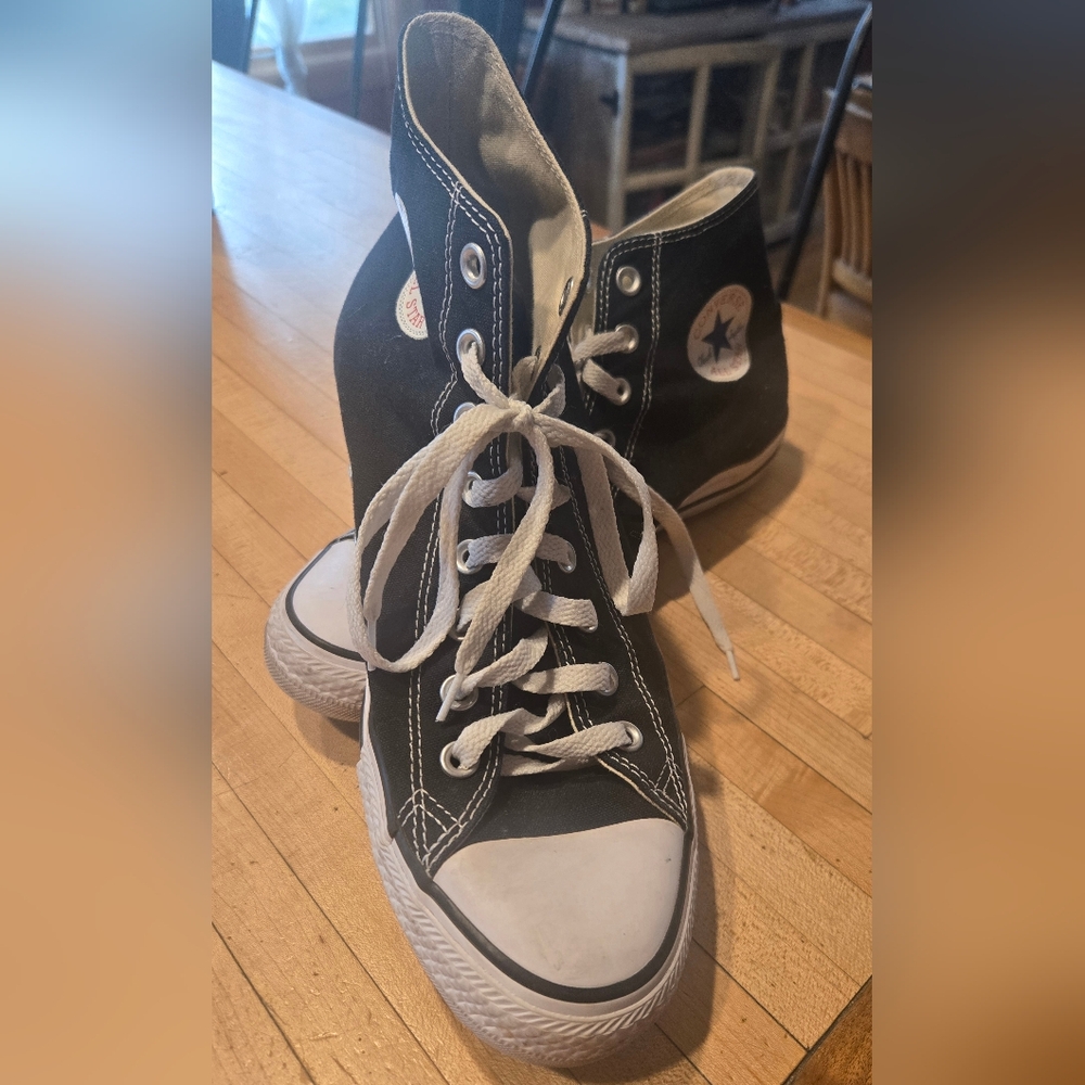 Converse Black and White High-Top Sneakers M 10/W 12